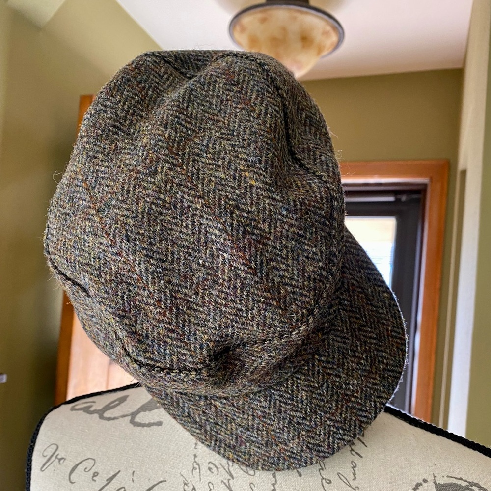 NWOT Stormy Kromer Wool Harris tweed Flat cap herringbone-brown/gray/blue/gold